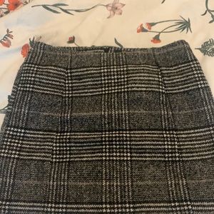 forever 21 black and white mini skirt